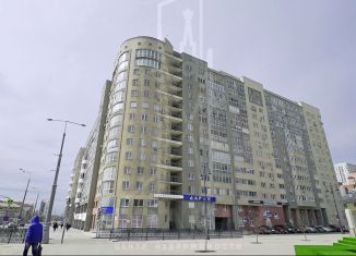 Сдается 3-ком. квартира, 106 м2, Екатеринбург, улица Пирогова, 30, улица Пирогова