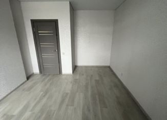 Продаю 2-комнатную квартиру, 43 м2, Белгород, Белгородский проспект, 100