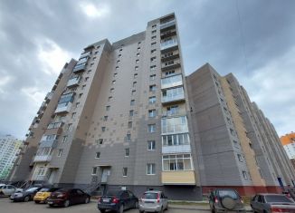 Продам квартиру студию, 29 м2, Киров, улица Павла Корчагина, 240к2, ЖК Павла Корчагина