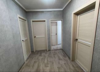 Сдам 3-комнатную квартиру, 55 м2, Иркутская область, Байкальская улица, 10