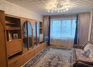 Сдается в аренду трехкомнатная квартира, 67 м2, город Семилуки, улица Дзержинского, 24