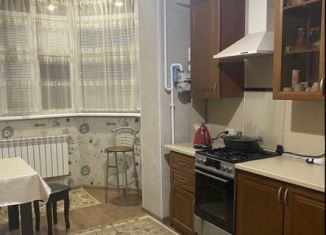 1-комнатная квартира в аренду, 52 м2, Карачаево-Черкесия, проспект Ленина, 50к1