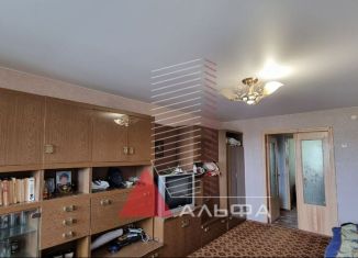 Трехкомнатная квартира на продажу, 63.7 м2, посёлок городского типа Раздольное, улица Калинина, 44А