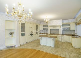 Продам 4-комнатную квартиру, 262.9 м2, Ульяновск, улица Корюкина, 17