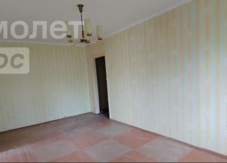 Продам 4-ком. квартиру, 60 м2, Оренбург, проспект Победы, Центральный район