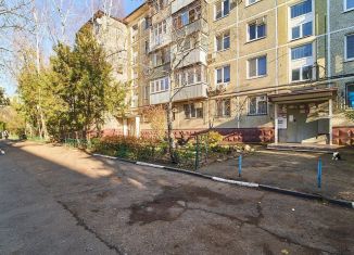 Продажа 3-ком. квартиры, 60 м2, Краснодар, улица Герцена, 192, улица Герцена