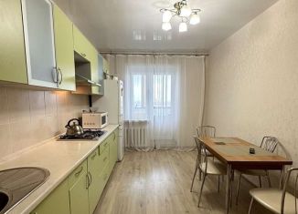 Продается трехкомнатная квартира, 90.5 м2, Брянск, Московский микрорайон, 40