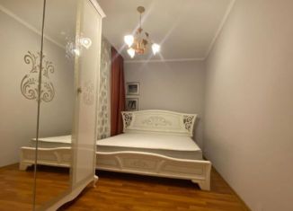 Сдается в аренду трехкомнатная квартира, 70 м2, Светлогорск, Садовая улица, 6