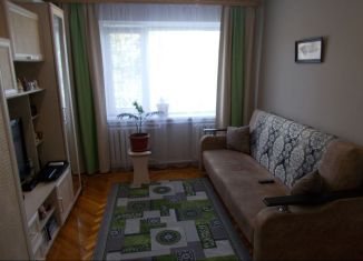 Продается двухкомнатная квартира, 41.5 м2, поселок городского типа Ахтырский, Весенний переулок, 4