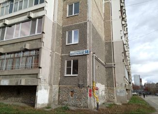 Продается однокомнатная квартира, 32 м2, Екатеринбург, улица Восстания, 58, метро Проспект Космонавтов