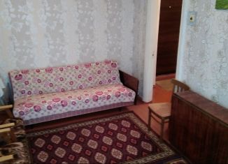 Продажа 2-ком. квартиры, 36.3 м2, Сураж, улица Ленина, 75