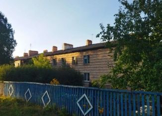 Двухкомнатная квартира на продажу, 53 м2, село Николаевка