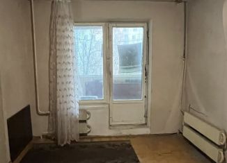 Продам 3-ком. квартиру, 65 м2, Москва, Абрамцевская улица, 3Б, район Лианозово