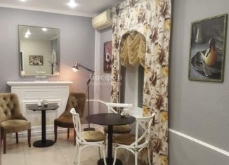 Продается торговая площадь, 46 м2, Феодосия, улица Куйбышева, 2