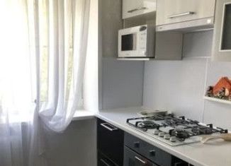 Продам 3-комнатную квартиру, 67 м2, Ростовская область, Морская улица, 128