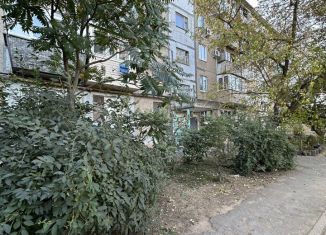 Продается трехкомнатная квартира, 57.3 м2, Волгоградская область, улица Калинина, 1А