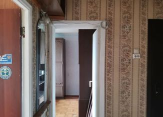 Сдается в аренду 2-ком. квартира, 50 м2, Красное Село, Нарвская улица, 2