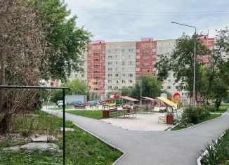 Продам 2-комнатную квартиру, 44 м2, Екатеринбург, Инженерная улица, 9