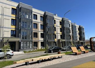 Продается 1-комнатная квартира, 35 м2, деревня Куюки, Тихая улица, 1, ЖК Микрорайон Яшьлек