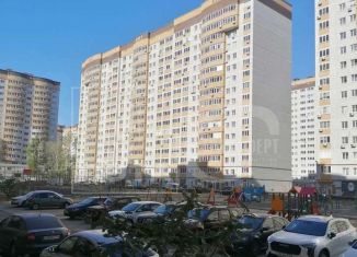 Продаю однокомнатную квартиру, 52.7 м2, Воронеж, улица Академика Конопатова, 13