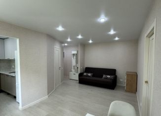 2-ком. квартира в аренду, 45 м2, Севастополь, улица Мичурина, 3