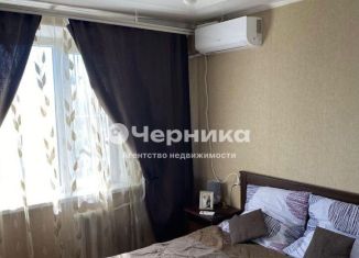 Продам 2-комнатную квартиру, 54 м2, Ростовская область, Заводская улица, 23А