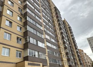 Продам 3-ком. квартиру, 68 м2, Солнечногорск, Красная улица, 127