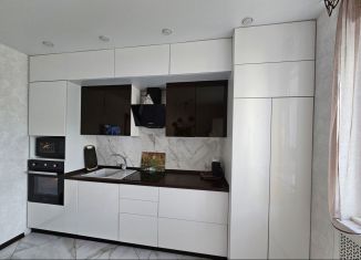 Продается 3-ком. квартира, 92 м2, Ульяновск, улица Димитрова, 3