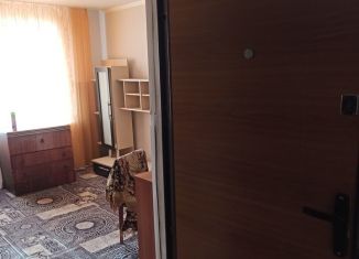 Сдаю в аренду комнату, 12 м2, Орёл, Покровская улица, 10