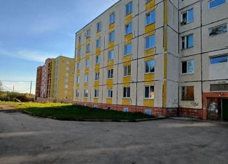 2-ком. квартира на продажу, 38 м2, Добрянка, улица Трудовые Резервы, 5