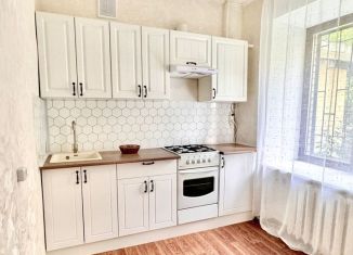 Продажа 2-ком. квартиры, 51 м2, Москва, улица Бориса Галушкина, 10