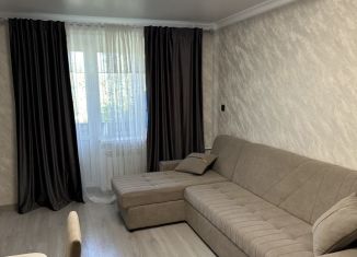 Сдается двухкомнатная квартира, 40 м2, Избербаш, улица Гусейханова, 1