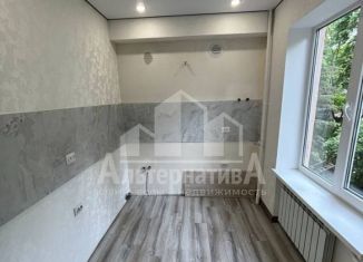 Продам 2-комнатную квартиру, 55 м2, Ставропольский край, Советская улица, 3