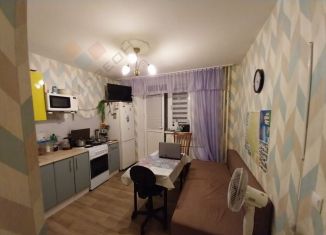 Продается 2-ком. квартира, 55 м2, Краснодар, Кореновская улица, 67