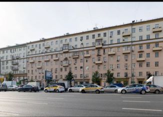 Сдача в аренду двухкомнатной квартиры, 42 м2, Москва, Смоленский бульвар, 7, ЦАО