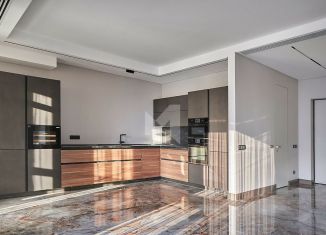 Продается трехкомнатная квартира, 105 м2, Москва, 2-я Черногрязская улица, 6к4