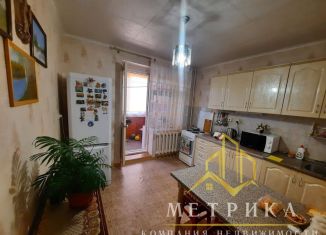 Продаю 3-ком. квартиру, 74 м2, Ставрополь, улица Ленина, 466/1