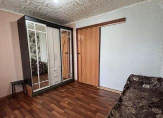 Продам 1-комнатную квартиру, 18 м2, Астрахань, улица Тренёва