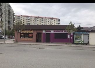Продаю торговую площадь, 90 м2, Махачкала, улица Абдулхамида Юсупова, 14, Советский район