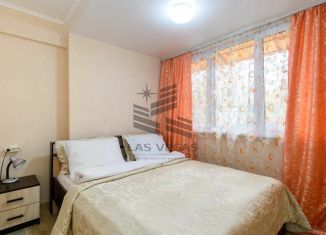 Аренда 2-комнатной квартиры, 60 м2, Сочи, улица Гагарина, 8