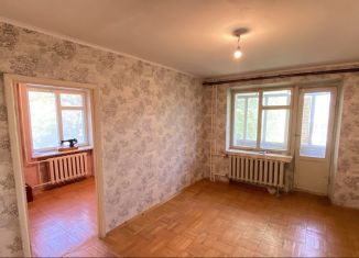 Продаю 3-комнатную квартиру, 51 м2, Таганрог, Театральная улица, 34-1