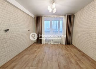 Продается двухкомнатная квартира, 47 м2, Киров, улица Правды, 2А