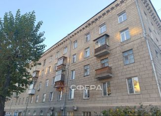 Продажа 2-ком. квартиры, 57 м2, Новосибирск, Кировский район, улица Сибиряков-Гвардейцев, 36