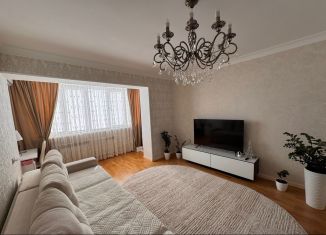 Продам 2-комнатную квартиру, 80 м2, Нальчик, улица Байсултанова, 35В, район Горная