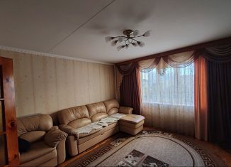 Продам четырехкомнатную квартиру, 76 м2, Первоуральск, улица Ленина, 17