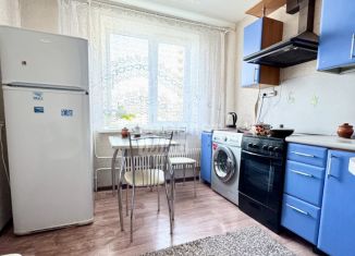 Сдам в аренду 1-ком. квартиру, 33 м2, Тольятти, Шлюзовая улица, 29