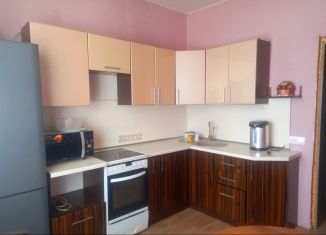 Продается 3-ком. квартира, 81 м2, поселок городского типа Краснобродский, Угольный переулок, 12