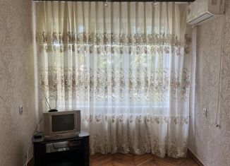 Продажа 2-ком. квартиры, 41 м2, Туапсе, улица Шаумяна, 36