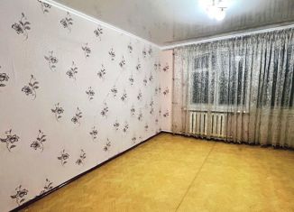 Продажа трехкомнатной квартиры, 50 м2, посёлок городского типа Энем, улица Фрунзе, 38