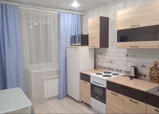 Аренда 2-комнатной квартиры, 50.7 м2, Вологда, улица Петина, 25